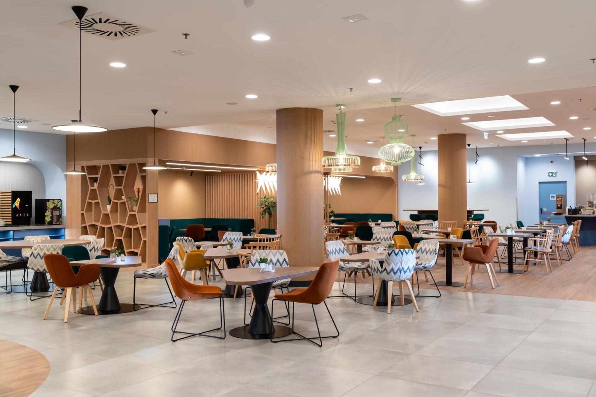 Hampton By Hilton Budapest City Centre Budapeste Exterior foto