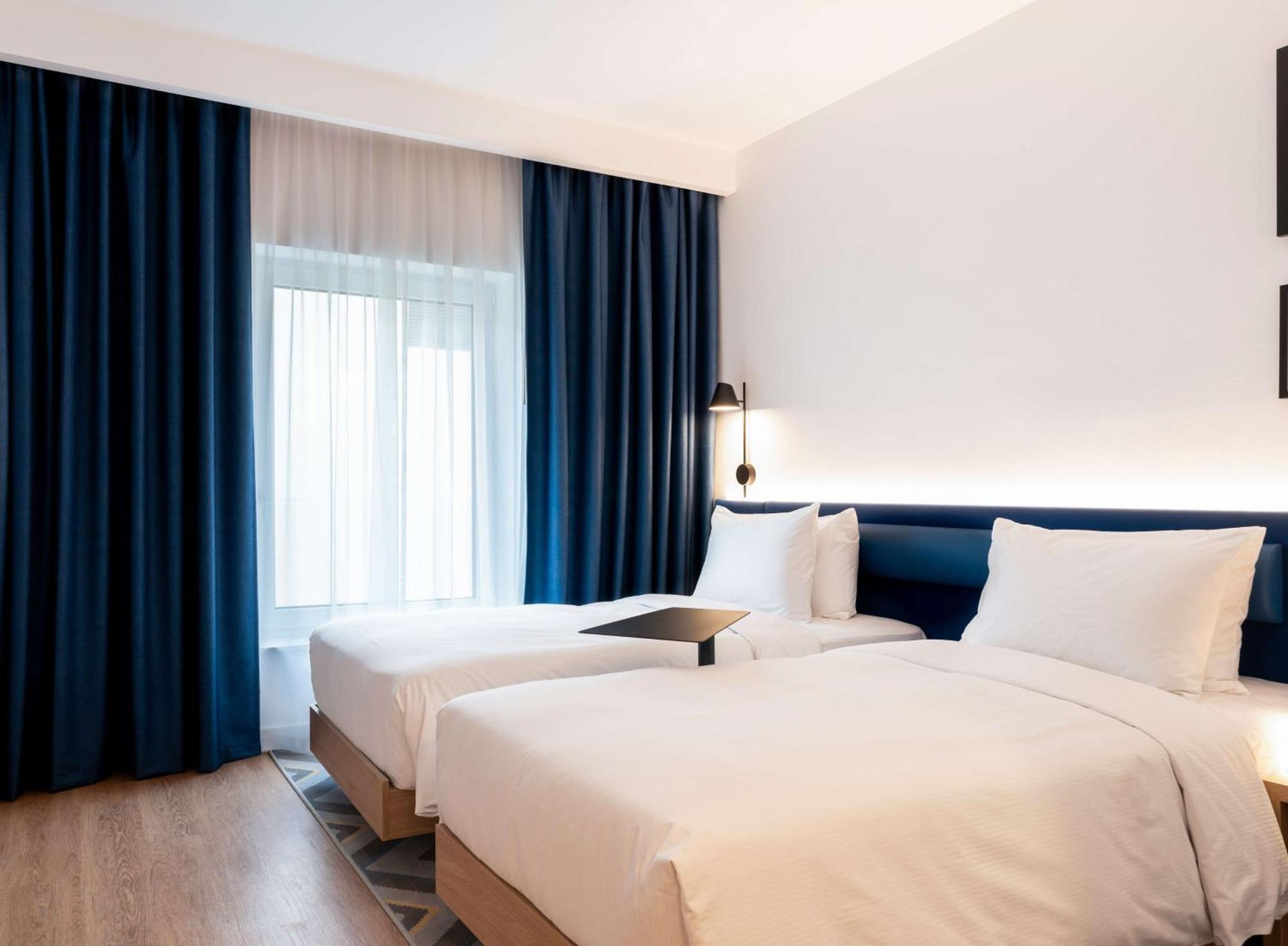 Hampton By Hilton Budapest City Centre Budapeste Exterior foto